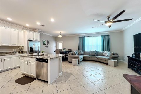 Touwnhouse à vendre à Orlando, Floride: 3 chambres, 172.98 m2 № 1387281 - photo 12