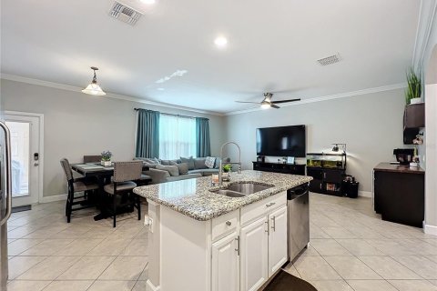 Touwnhouse à vendre à Orlando, Floride: 3 chambres, 172.98 m2 № 1387281 - photo 15