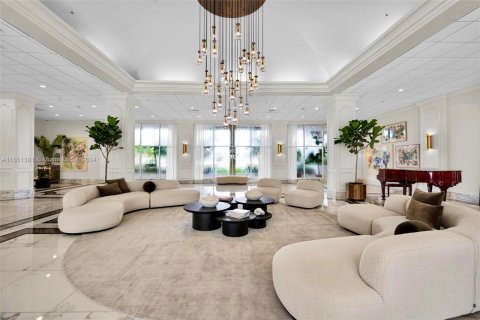 Condo in Miami Beach, Florida, 1 bedroom  № 1345106 - photo 2