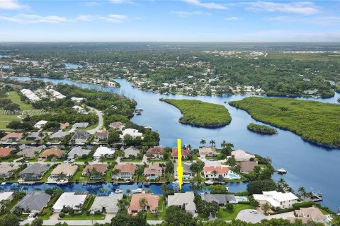 Casa en venta en Jupiter, Florida, 3 dormitorios, 251.77 m2 № 1345108 - foto 5