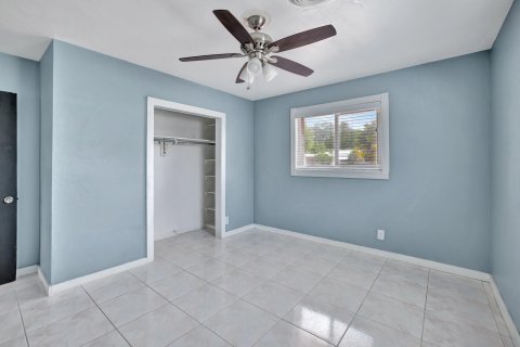 House in Fort Lauderdale, Florida 3 bedrooms, 140.1 sq.m. № 1171378 - photo 16