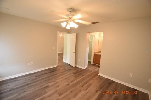 House in Lakeland, Florida 3 bedrooms, 105.63 sq.m. № 1342555 - photo 11