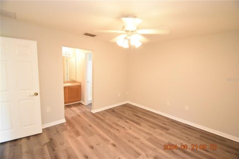 House in Lakeland, Florida 3 bedrooms, 105.63 sq.m. № 1342555 - photo 12