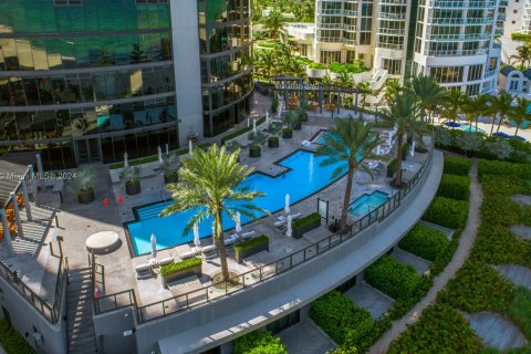 Copropriété à vendre à Sunny Isles Beach, Floride: 2 chambres, 290.78 m2 № 1054070 - photo 29