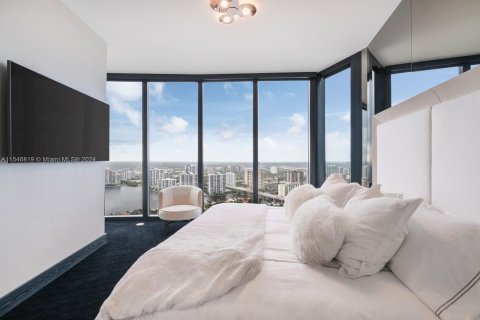 Copropriété à vendre à Sunny Isles Beach, Floride: 2 chambres, 290.78 m2 № 1054070 - photo 22