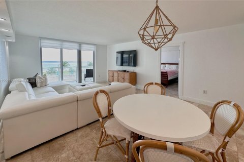 Copropriété à vendre à Miami Beach, Floride: 1 chambre, 76.55 m2 № 1237280 - photo 4