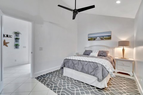 Casa en venta en Boynton Beach, Florida, 2 dormitorios, 246.19 m2 № 1065800 - foto 15