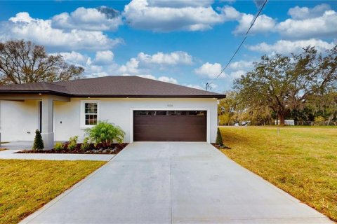 House in Sebring, Florida 4 bedrooms, 160.44 sq.m. № 1327159 - photo 22