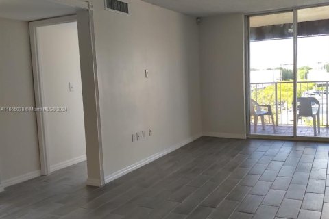 Copropriété à vendre à Miami, Floride: 3 chambres, 110.55 m2 № 1381794 - photo 5