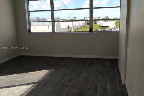 Copropriété à vendre à Miami, Floride: 3 chambres, 110.55 m2 № 1381794 - photo 11