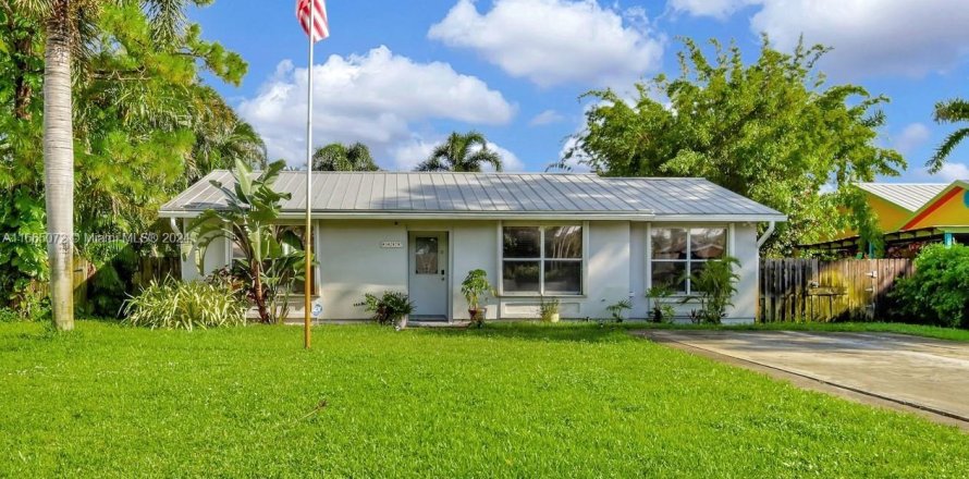 Villa ou maison à Delray Beach, Floride 3 chambres, 101.45 m2 № 1381796