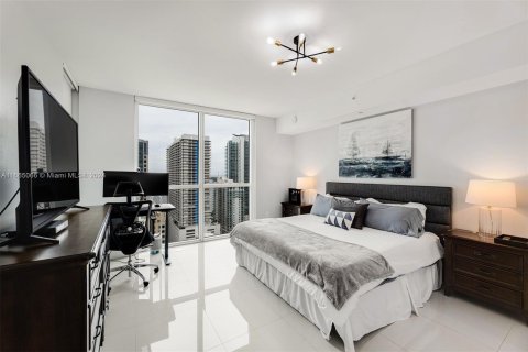 Condo in Miami, Florida, 1 bedroom  № 1381795 - photo 10