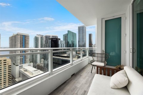 Condo in Miami, Florida, 1 bedroom  № 1381795 - photo 22