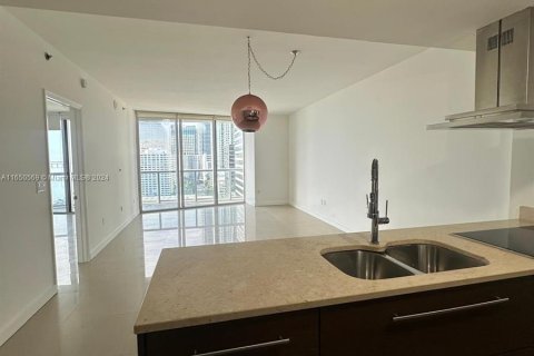 Condominio en alquiler en Miami, Florida, 1 dormitorio, 96.15 m2 № 1333549 - foto 7