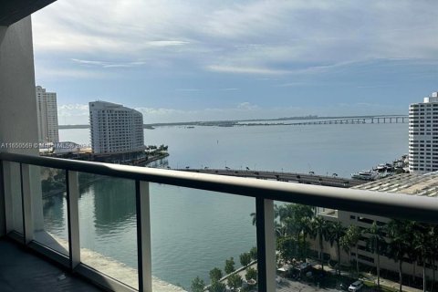 Condominio en alquiler en Miami, Florida, 1 dormitorio, 96.15 m2 № 1333549 - foto 9