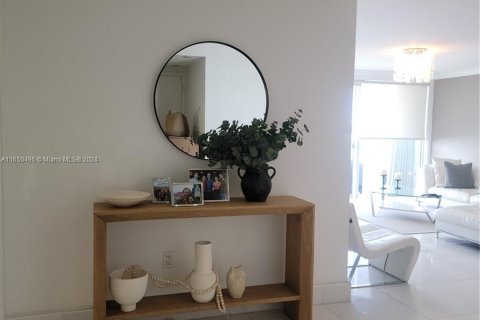 Condominio en alquiler en Key Biscayne, Florida, 2 dormitorios, 117.06 m2 № 1333548 - foto 10