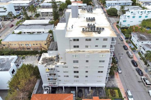 Condominio en venta en Miami Beach, Florida, 1 dormitorio, 63.17 m2 № 1223736 - foto 25