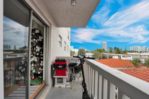 Condominio en venta en Miami Beach, Florida, 1 dormitorio, 63.17 m2 № 1223736 - foto 18