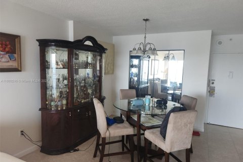 Condo in Sunny Isles Beach, Florida, 1 bedroom  № 1210047 - photo 6