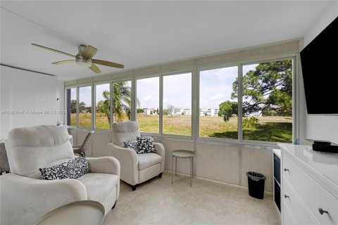 Copropriété à vendre à Deerfield Beach, Floride: 2 chambres, 78.13 m2 № 1098346 - photo 25