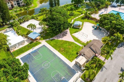 Condominio en venta en Coconut Creek, Florida, 2 dormitorios, 100.24 m2 № 1171283 - foto 3