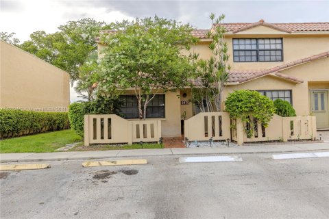 Townhouse in Sunrise, Florida 3 bedrooms, 156.08 sq.m. № 1240574 - photo 1