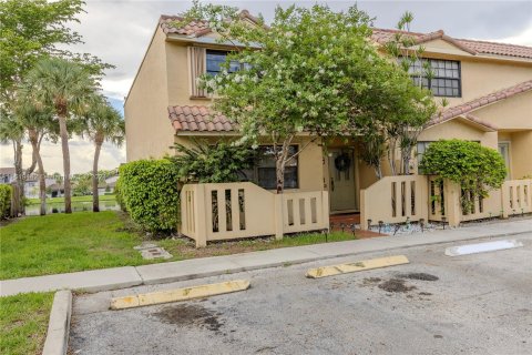 Adosado en venta en Sunrise, Florida, 3 dormitorios, 156.08 m2 № 1240574 - foto 2