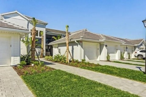 Condo in Punta Gorda, Florida, 2 bedrooms  № 1261275 - photo 1