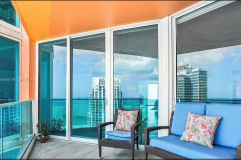 Condominio en venta en Miami Beach, Florida, 2 dormitorios, 189.52 m2 № 1419956 - foto 18