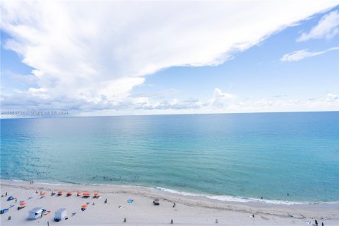 Condominio en venta en Miami Beach, Florida, 1 dormitorio, 49.42 m2 № 1418512 - foto 23