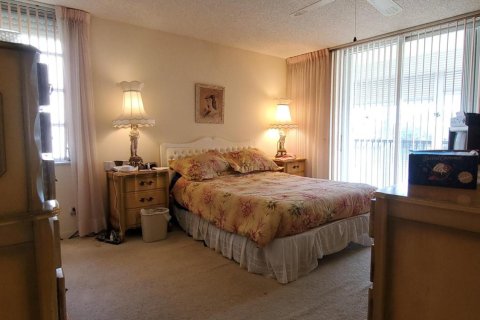 Condo in Boynton Beach, Florida, 3 bedrooms  № 1056880 - photo 20