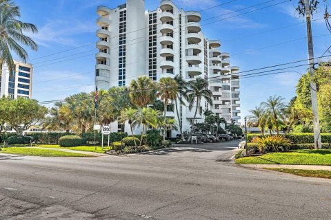 Condo in Delray Beach, Florida, 2 bedrooms  № 1035972 - photo 22