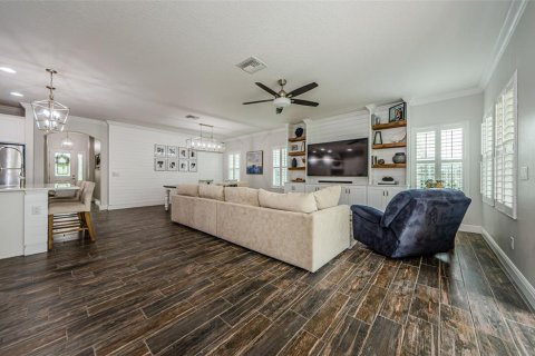 Casa en venta en Land O' Lakes, Florida, 4 dormitorios, 198.35 m2 № 1353049 - foto 12