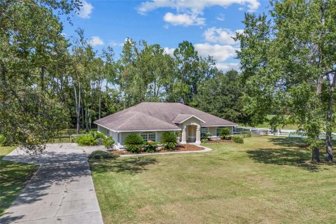 House in Alachua, Florida 3 bedrooms, 199.46 sq.m. № 1350036 - photo 30