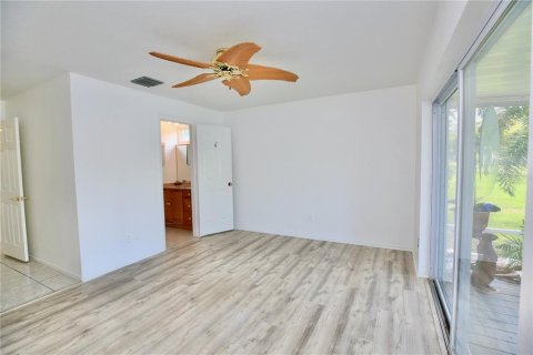 Villa ou maison à vendre à Largo, Floride: 2 chambres, 123 m2 № 1343983 - photo 14