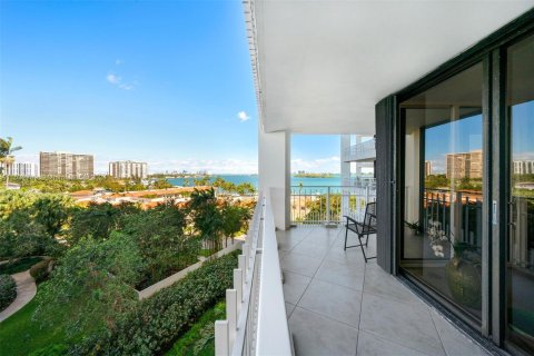 Copropriété à vendre à Miami, Floride: 2 chambres, 135.27 m2 № 1023733 - photo 23