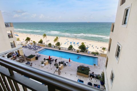 Condo in Fort Lauderdale, Florida, 1 bedroom  № 1050129 - photo 8