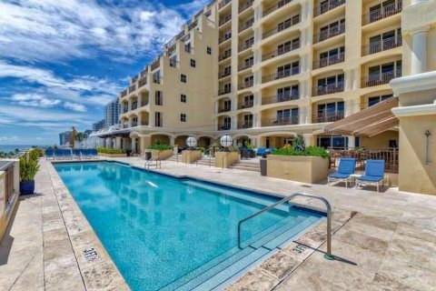 Condo in Fort Lauderdale, Florida, 1 bedroom  № 1050129 - photo 1