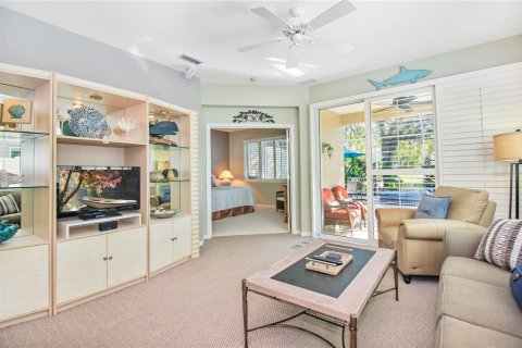 Villa ou maison à louer à Bradenton, Floride: 2 chambres, 105.91 m2 № 1340279 - photo 17