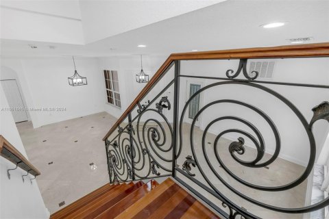 Villa ou maison à vendre à Miramar, Floride: 6 chambres, 283.82 m2 № 1348059 - photo 22