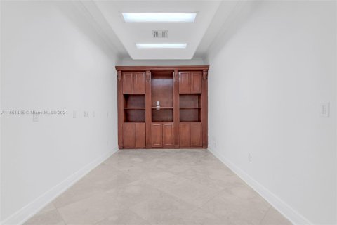 Villa ou maison à vendre à Miramar, Floride: 6 chambres, 283.82 m2 № 1348059 - photo 27