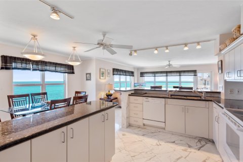 Copropriété à vendre à Fort Lauderdale, Floride: 2 chambres, 153.29 m2 № 1033692 - photo 17