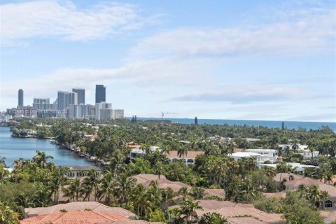 Condo in Sunny Isles Beach, Florida, 1 bedroom  № 1293641 - photo 16