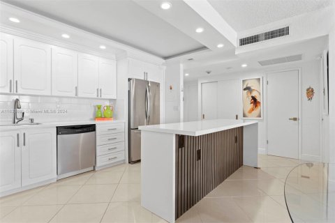 Copropriété à vendre à Sunny Isles Beach, Floride: 1 chambre, 92.9 m2 № 1293641 - photo 8