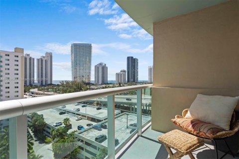 Condo in Sunny Isles Beach, Florida, 1 bedroom  № 1293641 - photo 5