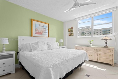 Copropriété à vendre à Sunny Isles Beach, Floride: 1 chambre, 92.9 m2 № 1293641 - photo 12