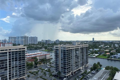 Condominio en venta en Hallandale Beach, Florida, 1 dormitorio, 80.82 m2 № 1057771 - foto 26