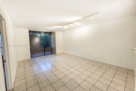 Copropriété à vendre à Miami, Floride: 1 chambre, 71.81 m2 № 1396062 - photo 4