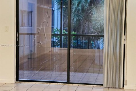 Copropriété à vendre à Miami, Floride: 1 chambre, 71.81 m2 № 1396062 - photo 6