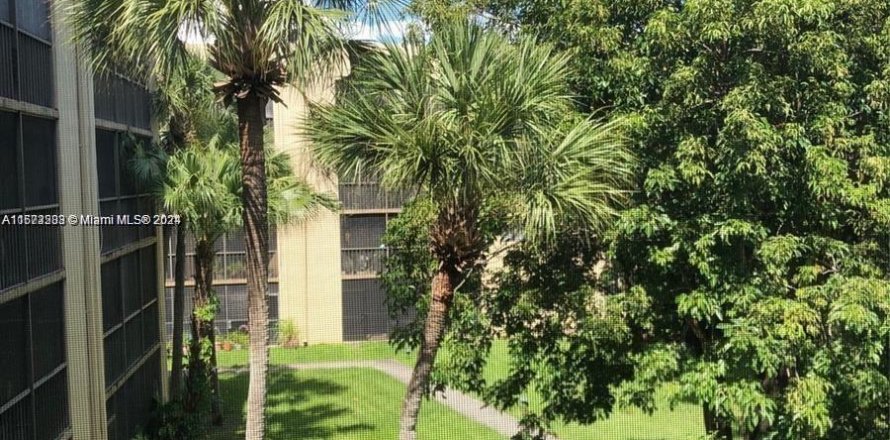 Condo in Miami, Florida, 1 bedroom  № 1396062